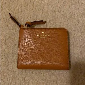 Small kate spade wallet